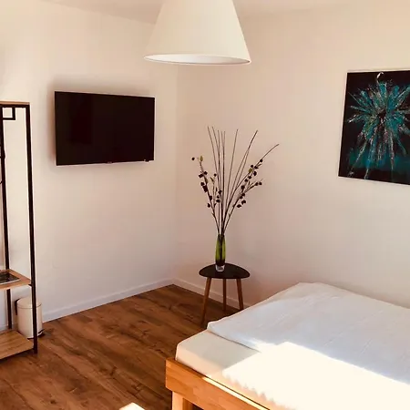 Gaestezimmer Am Hochrhein בית הארחה Lauchringen